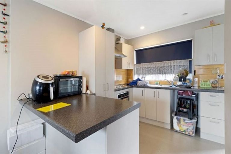 Photo of property in 1/57 Victoria Road, Papatoetoe, Auckland, 2025