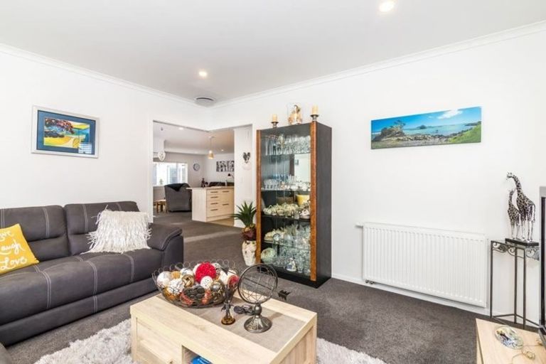 Photo of property in 2 Huka Heights Drive, Rangatira Park, Taupo, 3330