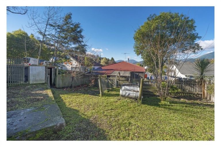 Photo of property in 5 Rentone Street, Stepneyville, Nelson, 7010