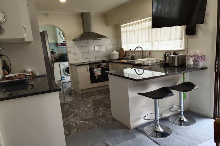 Photo of property in 3 Trust Place, Sunnyhills, Auckland, 2010