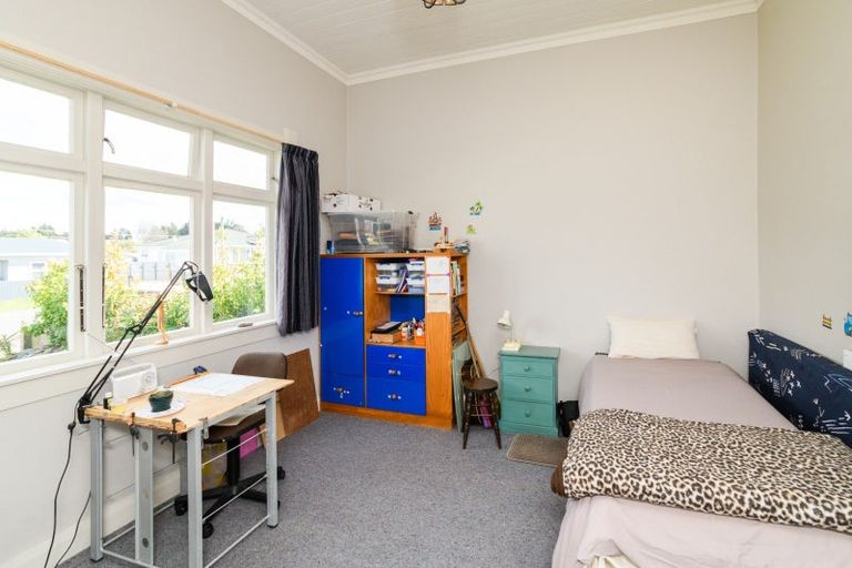 Photo of property in 8 Toia Street, Marton, 4710