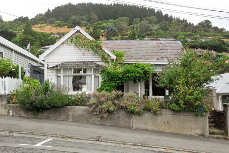 Photo of property in 64 Oxford Street, Lyttelton, 8082