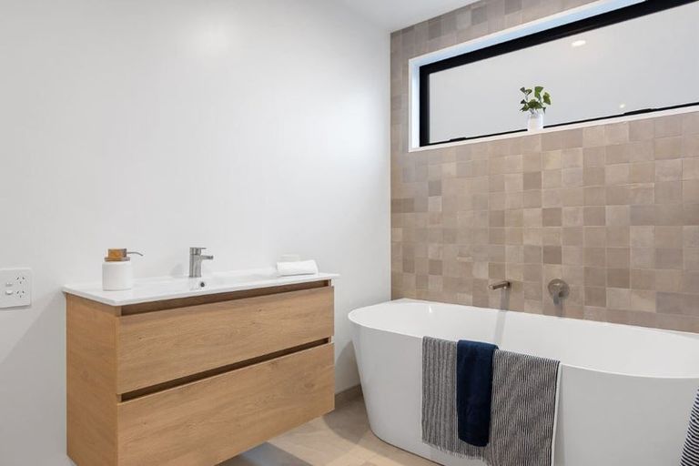 Photo of property in 43 Timara Crescent, Marshland, Christchurch, 8083