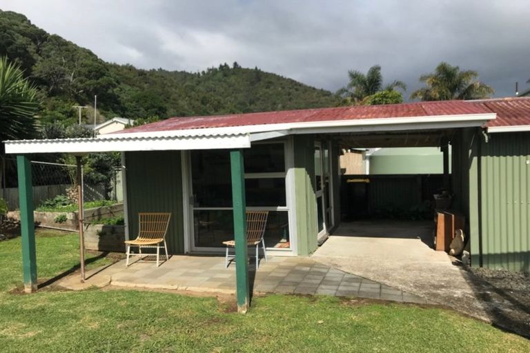 Photo of property in 4 Tatahi Street, Te Puru, Thames, 3575