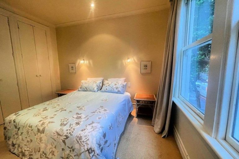 Photo of property in 18 Murphy Street, Thorndon, Wellington, 6011