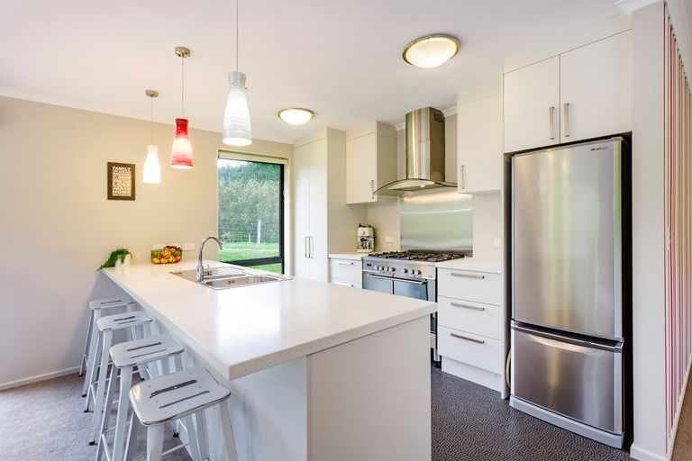 Photo of property in 38 Tara Hills Drive, North Taieri, Mosgiel, 9092