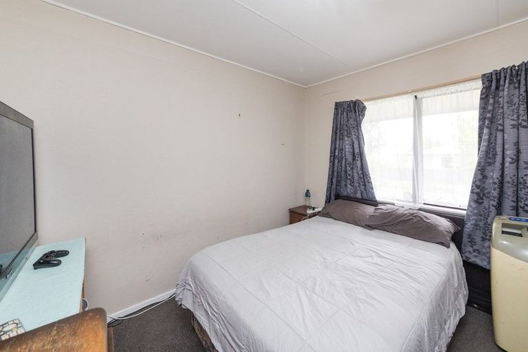Photo of property in 21 Dahlstrom Grove, Kelvin Grove, Palmerston North, 4414