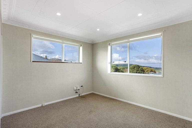 Photo of property in 129 Tomahawk Road, Andersons Bay, Dunedin, 9013