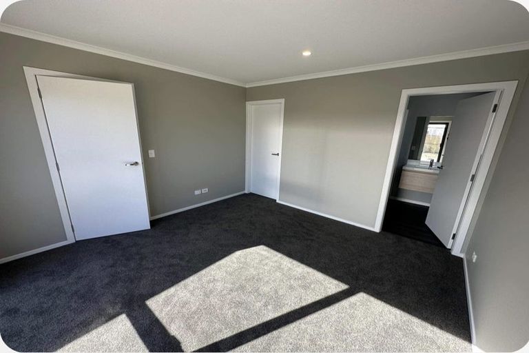 Photo of property in 3 Rotoiti Place, Paraparaumu, 5032