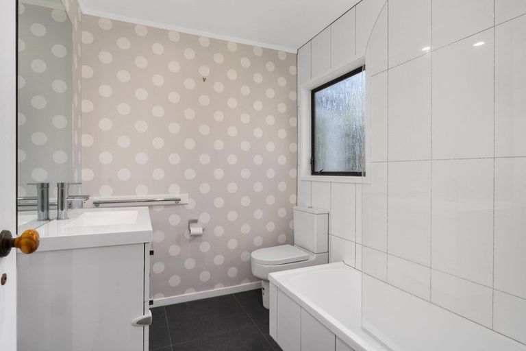 Photo of property in 124a Osprey Drive, Welcome Bay, Tauranga, 3112