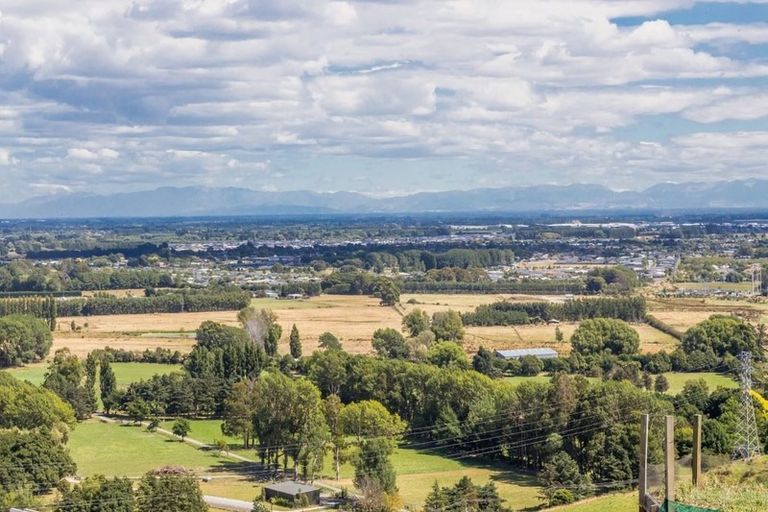 Photo of property in 8 Francis Mill Grove, Westmorland, Christchurch, 8025