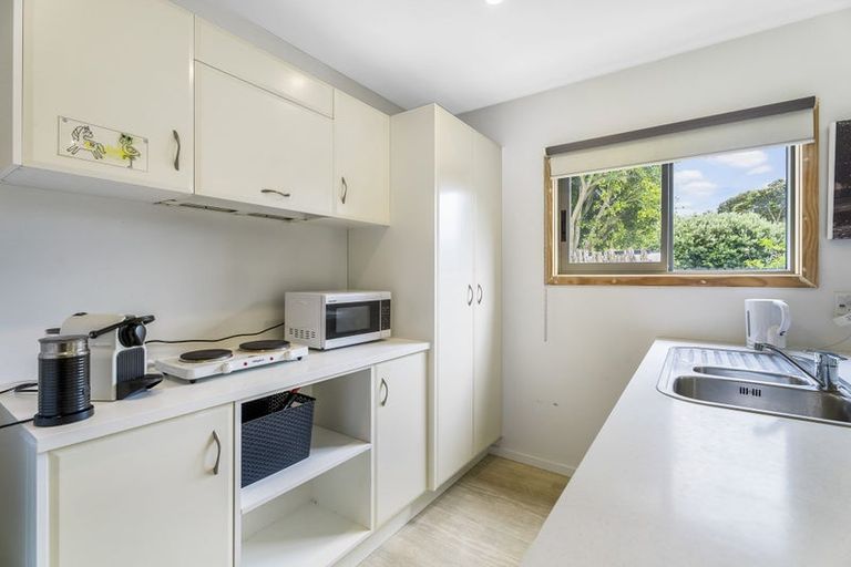 Photo of property in 61 Ladies Mile, Manly, Whangaparaoa, 0930