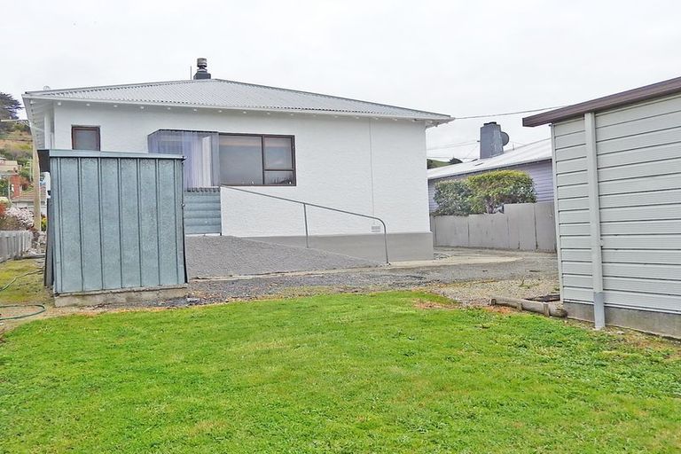 Photo of property in 29 Clyde Street, Oamaru North, Oamaru, 9400