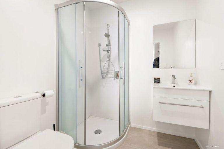 Photo of property in 4/19 Ruakiwi Road, Hamilton Lake, Hamilton, 3204