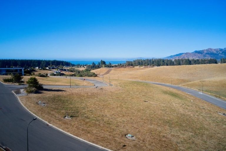 Photo of property in 6 Knowles Crescent, Kaikoura Flat, Kaikoura, 7371