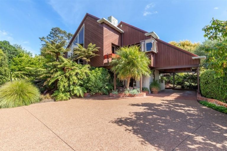 Photo of property in 62 Muriwai Road, Waimauku, 0812