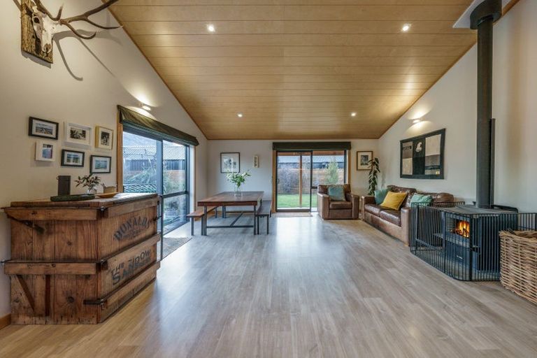 Photo of property in 23 Teal Place, Lake Hawea, Wanaka, 9382