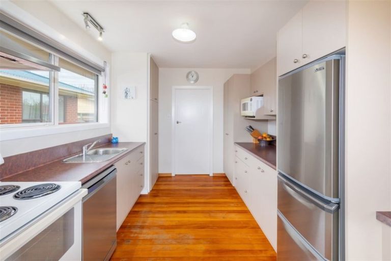 Photo of property in 4 Carbine Place, Sockburn, Christchurch, 8042