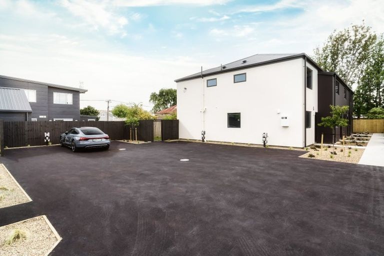 Photo of property in 4/26 Grove Road, Addington, Christchurch, 8024