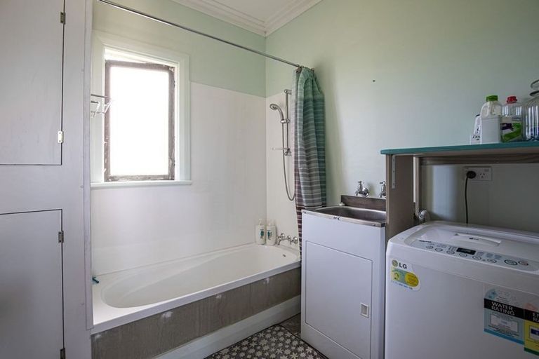 Photo of property in 17 White Road, Omakau, 9376