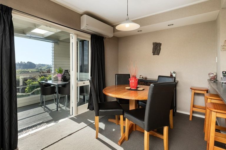 Photo of property in 10 Riverbasin Lane, Pyes Pa, Tauranga, 3112