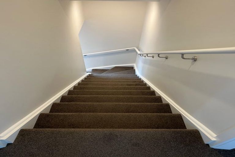 Photo of property in 6 Rose Way, Hutt Central, Lower Hutt, 5011