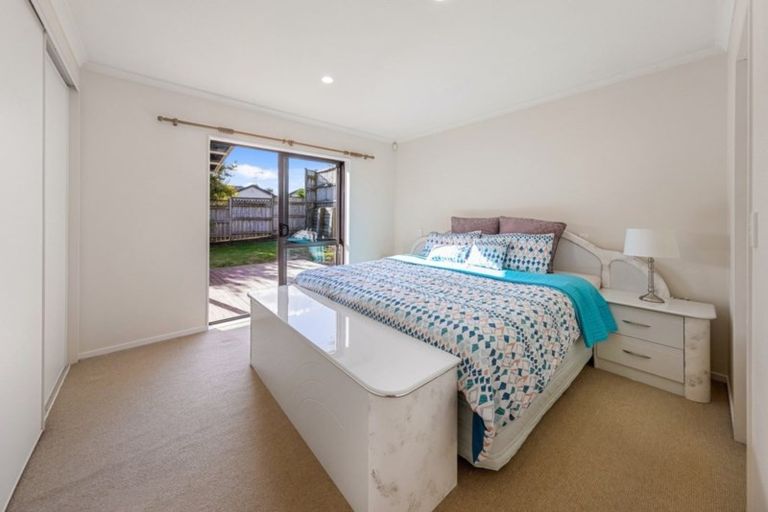 Photo of property in 51 Magic Way, Randwick Park, Auckland, 2105