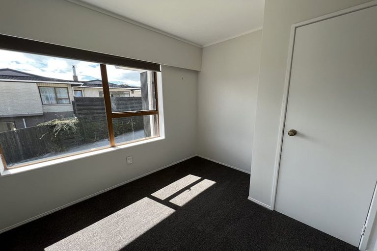 Photo of property in 71 Prince Regent Drive, Half Moon Bay, Auckland, 2012