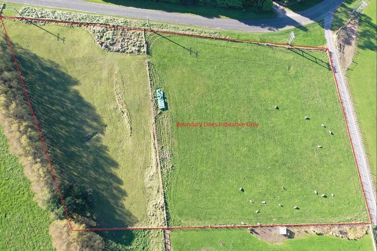 Photo of property in 1 Halls Road, Pahiatua, 4910