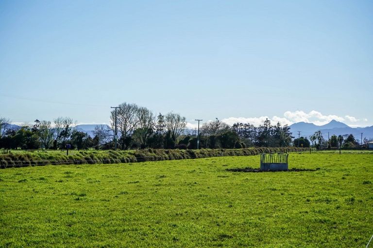 Photo of property in 90 Rawerawe Road, Ngatea, 3597