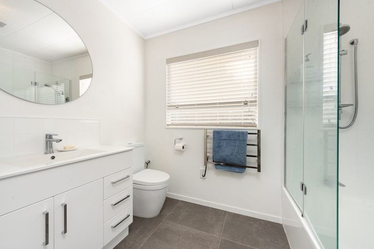 Photo of property in 72b Meander Drive, Welcome Bay, Tauranga, 3112