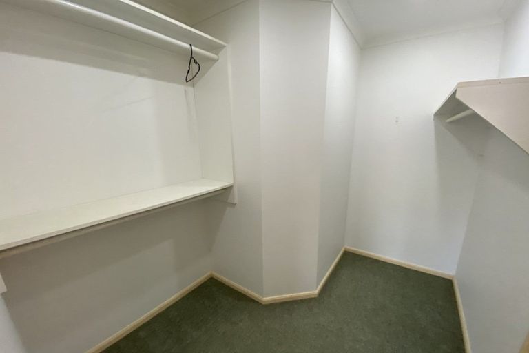 Photo of property in 30 Strachan Way, Highbury, Palmerston North, 4412