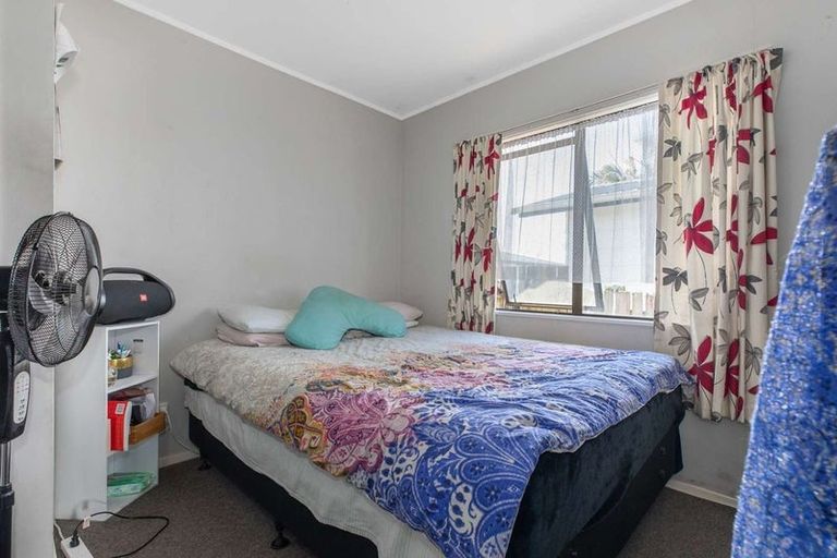 Photo of property in 1/35 Templeton Place, Clendon Park, Auckland, 2103
