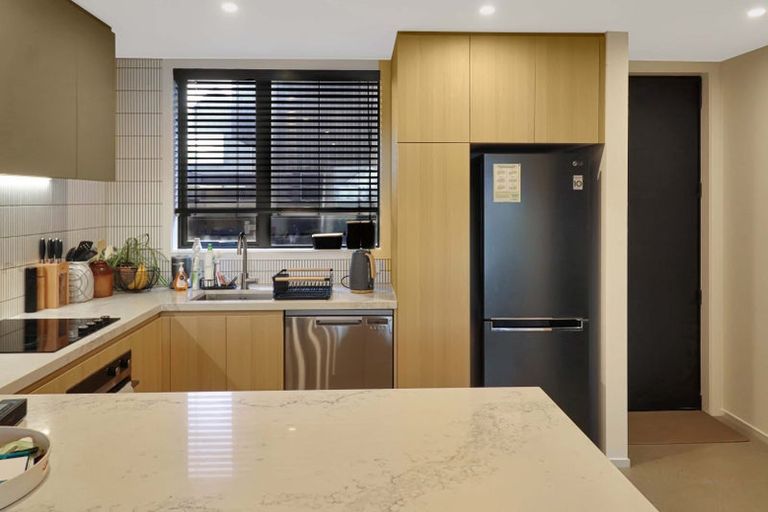 Photo of property in 10c Tory Street, Petone, Lower Hutt, 5012