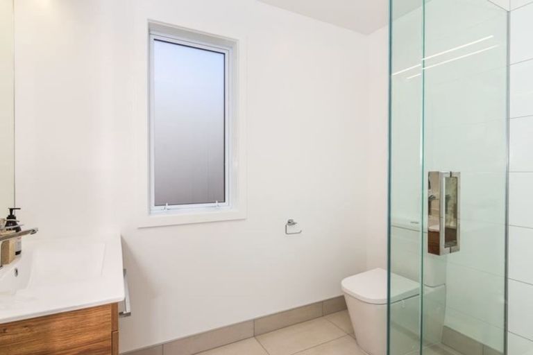 Photo of property in 28 Victoria Street, Richmond Heights, Taupo, 3330