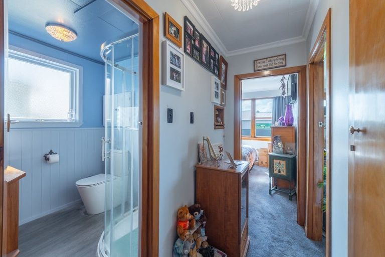 Photo of property in 15 Mcquarrie Street, Kingswell, Invercargill, 9812