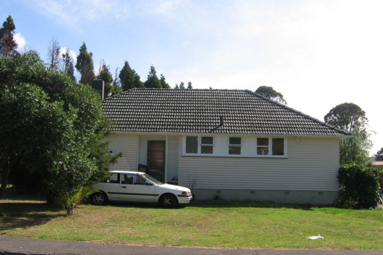 Photo of property in 14 Hill Crescent, New Lynn, Auckland, 0600