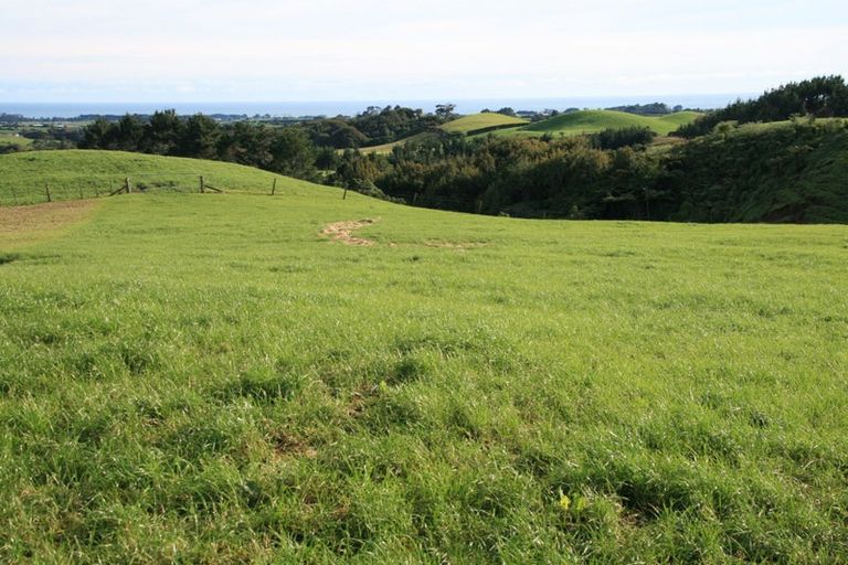 Photo of property in 192 Dover Road, Okato, New Plymouth, 4374