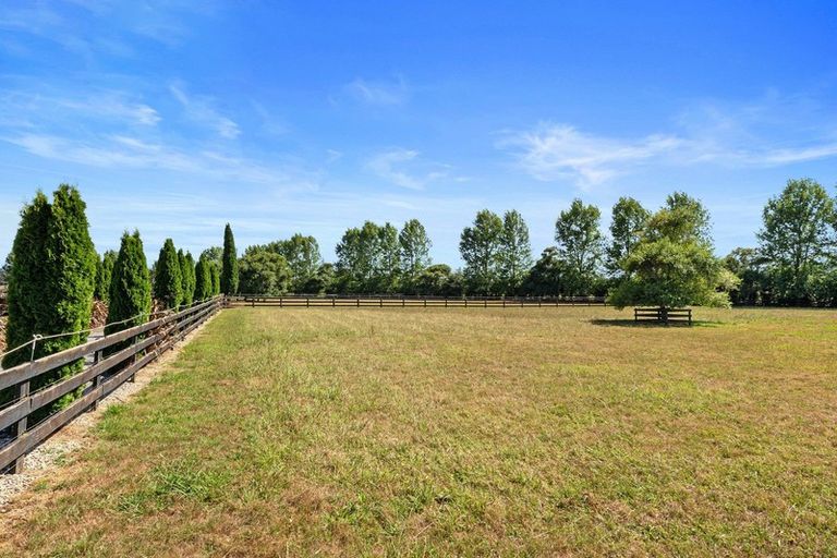 Photo of property in 1050 Te Pahu Road, Karamu, Hamilton, 3285