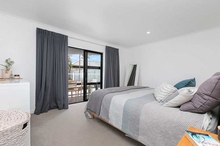 Photo of property in 61 Simpson Road, Papamoa Beach, Papamoa, 3118