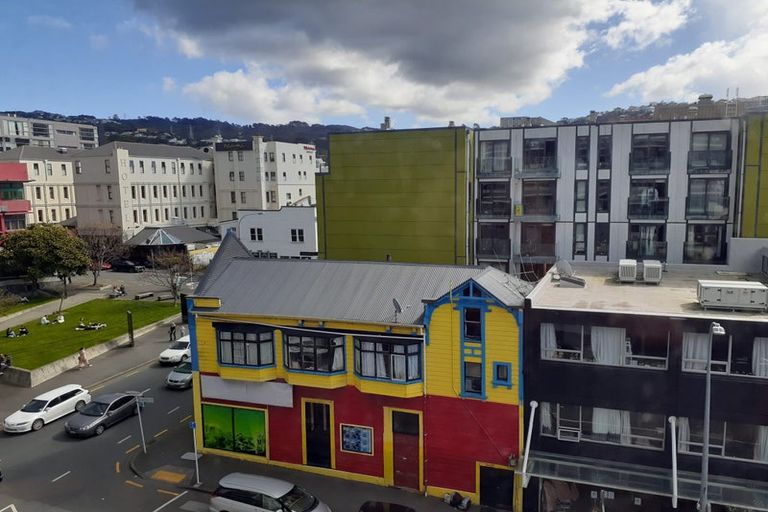 Photo of property in Rostrevor House, 4/130b Vivian Street, Te Aro, Wellington, 6011