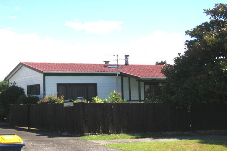 Photo of property in 1/16 Koromiko Street, New Lynn, Auckland, 0600