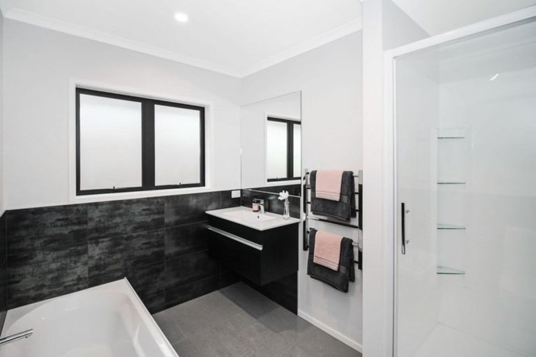 Photo of property in 6 Terli Way, Glen Avon, New Plymouth, 4312