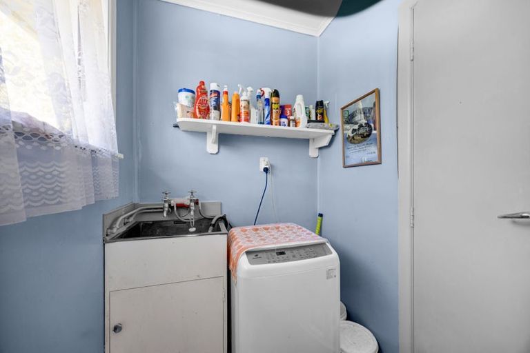 Photo of property in 35 Smith Street, Waverley, 4510