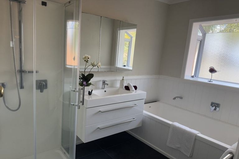 Photo of property in 15 Sandspit Road, Cockle Bay, Auckland, 2014