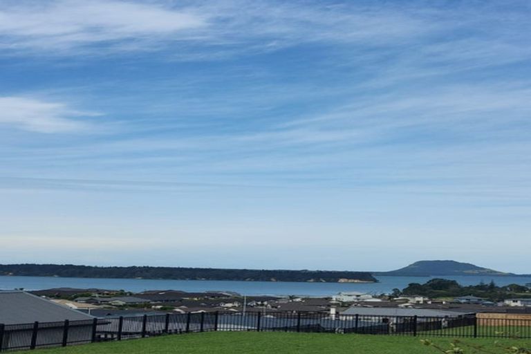 Photo of property in 14 Renner Place, Pyes Pa, Tauranga, 3112