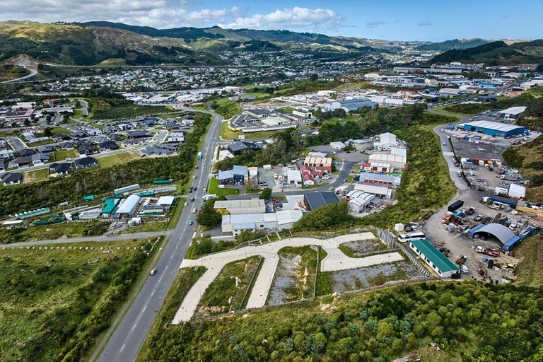 Photo of property in 42 Raiha Street, Kenepuru, Porirua, 5022