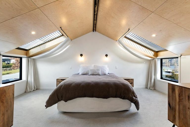 Photo of property in 23 Westview Road, Wanaka, 9305