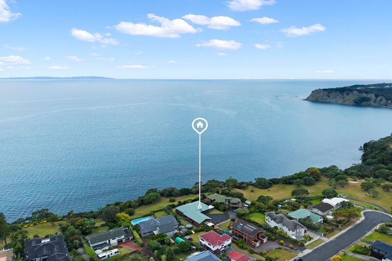 Photo of property in 146 Pacific Parade, Army Bay, Whangaparaoa, 0930