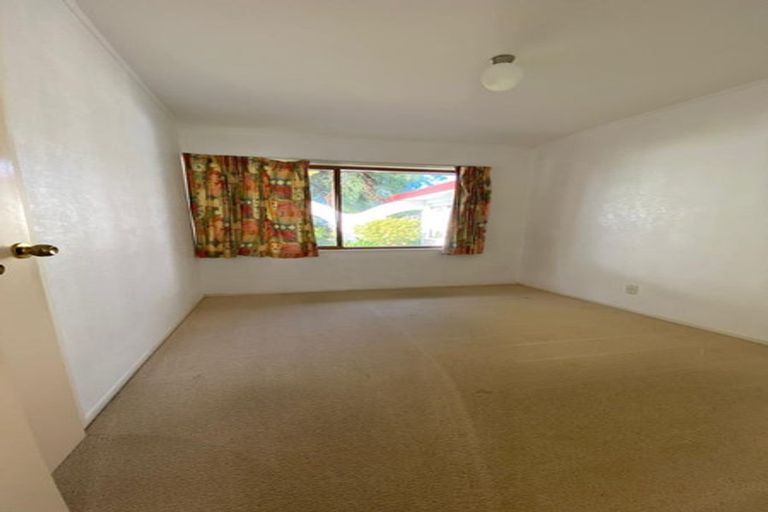 Photo of property in 3 Tatua Place, Conifer Grove, Takanini, 2112